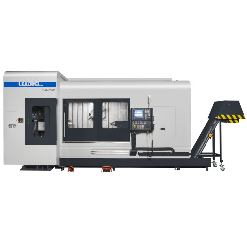 Токарний горизонтальний обробний центр з ЧПУ LEADWELL TM-2000