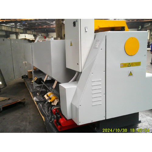 Токарно-гвинторізний верстат ZMM C10Tx3000