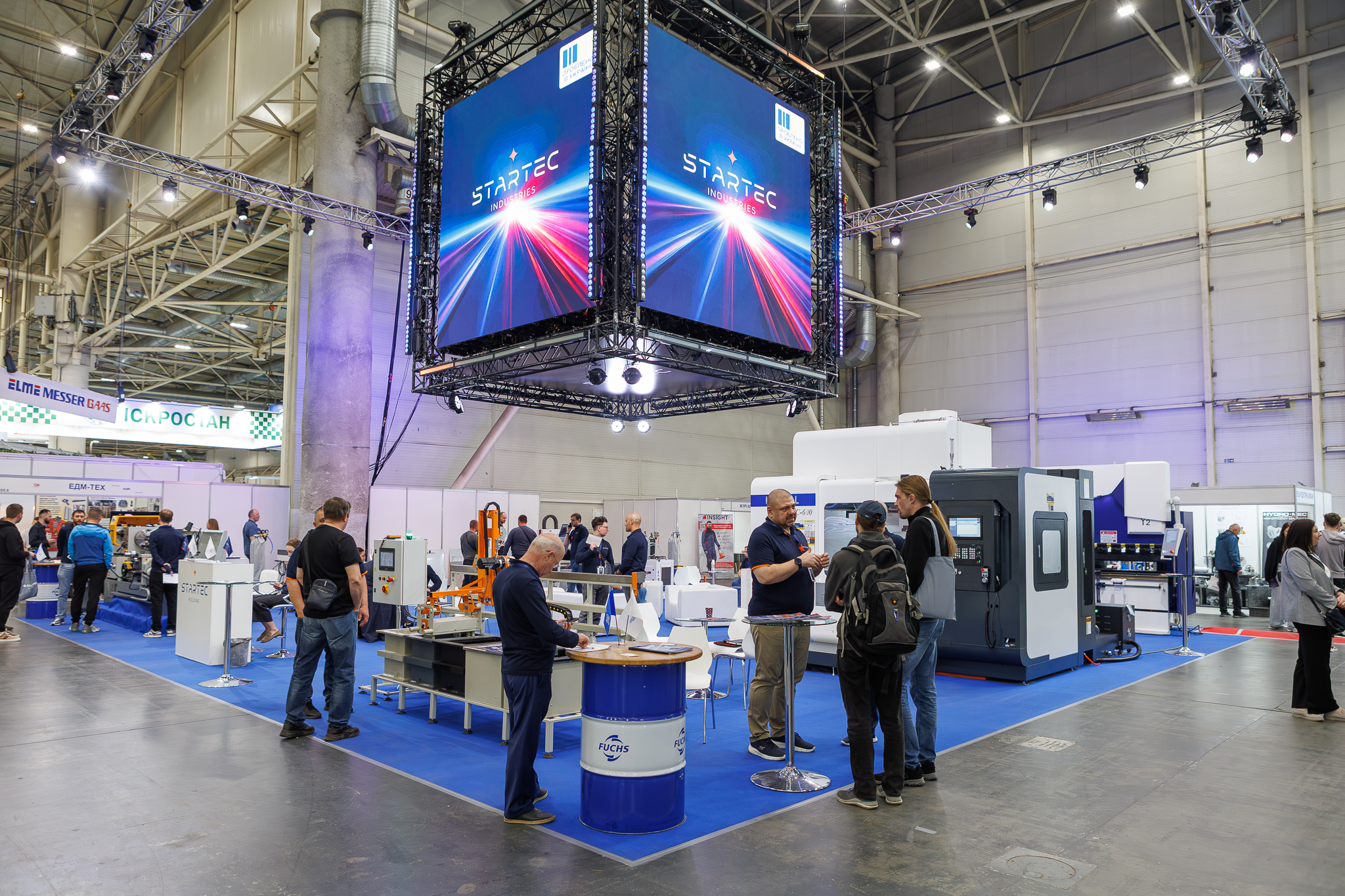 Стенд Startec Industries