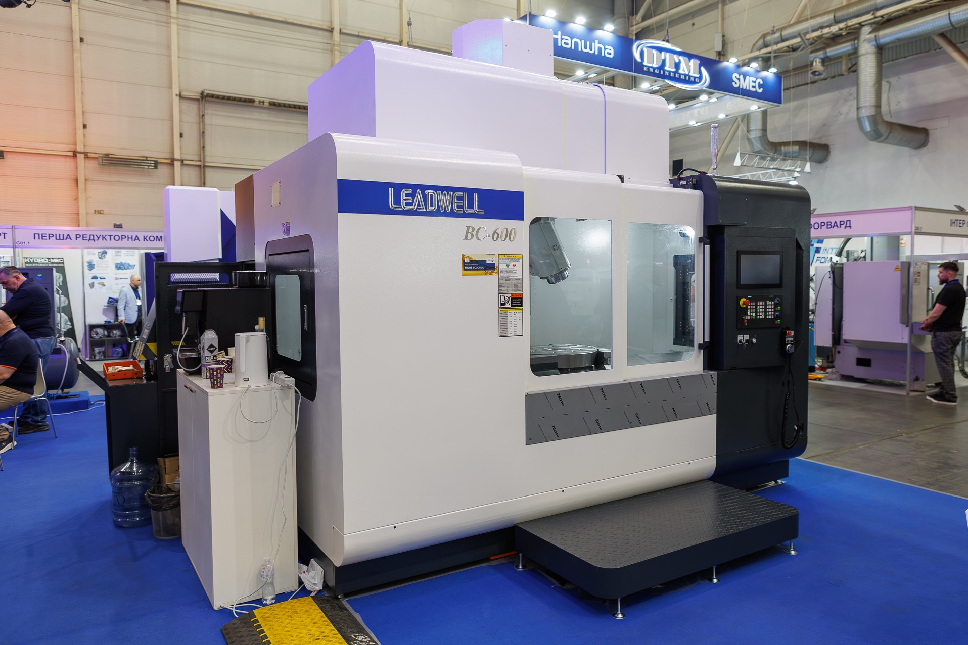 Обробний центр LEADWELL BC-600